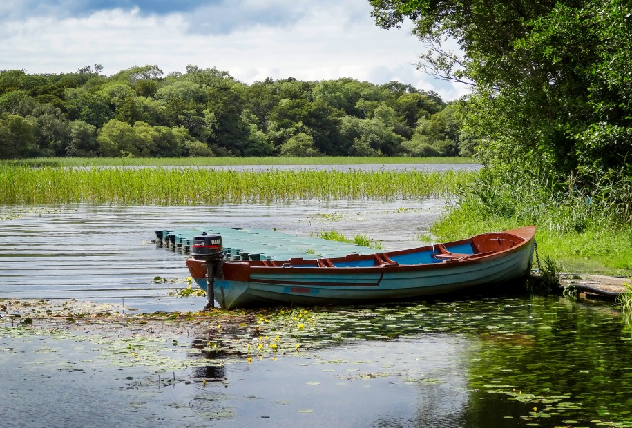 Jolie barque dans le Parc National de Killarney