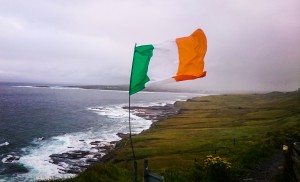 Drapeau de l'Irlande dans le Burren