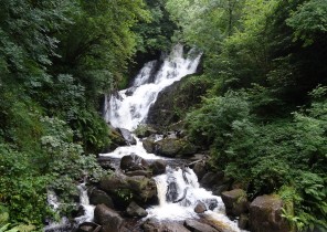 les chutes Torc Waterfall à Killarney