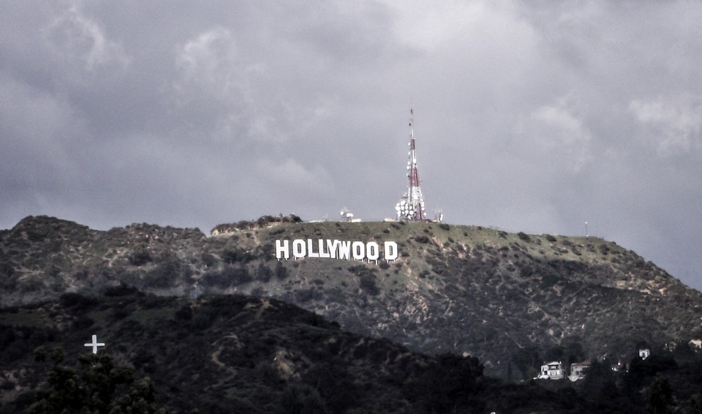 Panneau Hollywood au loin