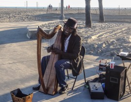 Un musicien à Venice Beach