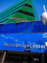 Pacific Design Center sur Melrose Avenue